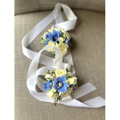 White and Blue Wrist Corsage. 